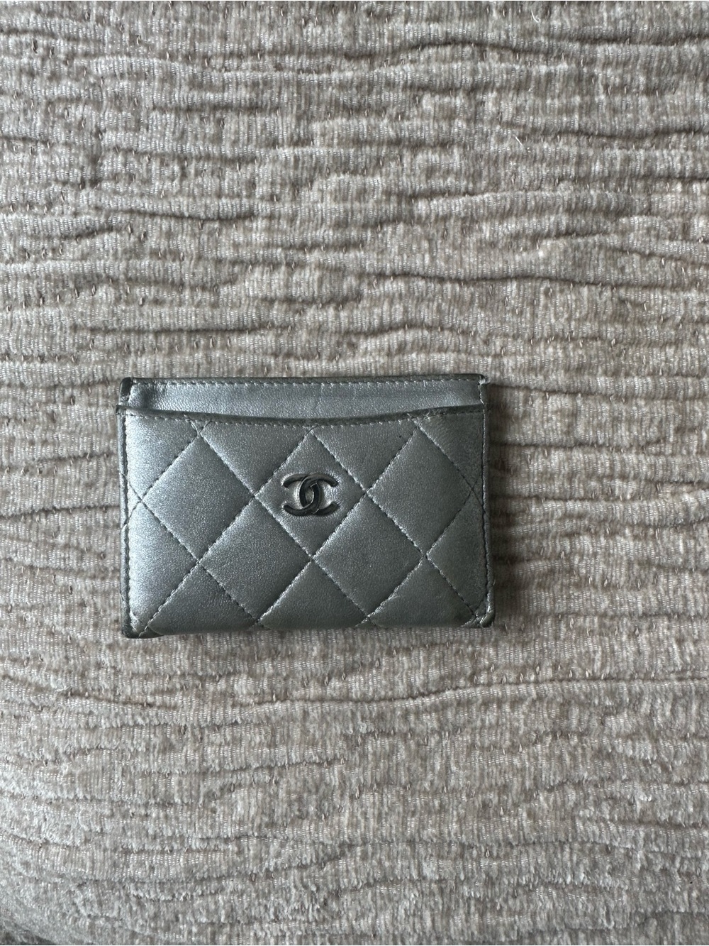 CHANEL Metallic Silver Quilted Card Holder with CC Logo